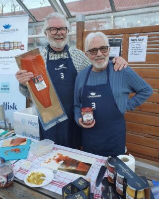 Tor Håland Skakkelaks og sild